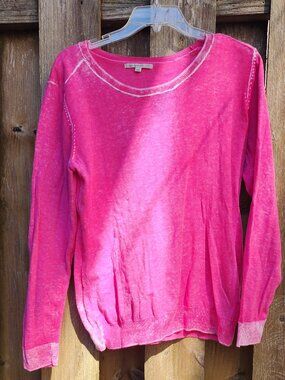 GUC  XL Gap Lightweight Long Sleeve 100% cotton NEON Pink Sweater